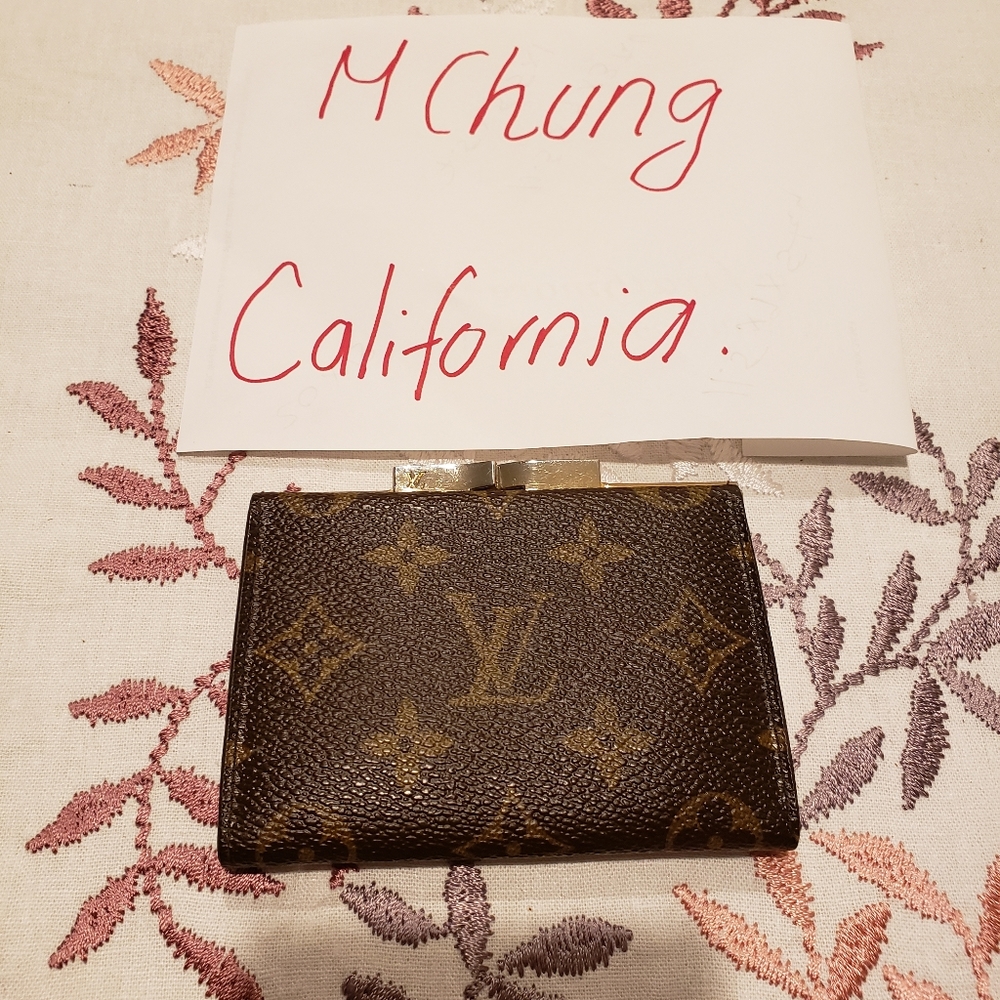 Vintage rare Louis Vuitton malletier coin pouch